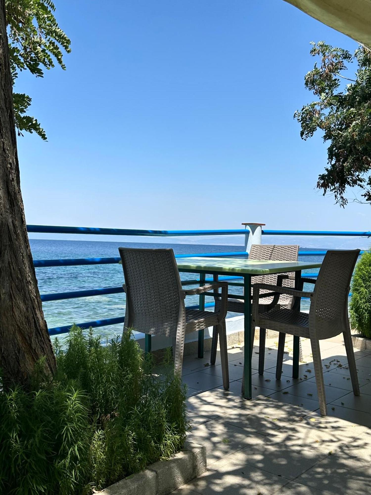 Manolis Studios Thassos Skala Kallirakhis Luaran gambar